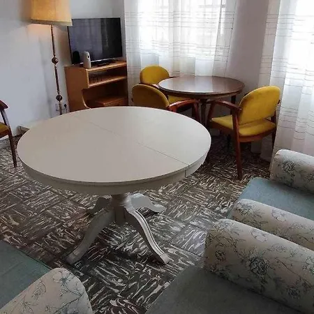 La Casa Amarilla Holiday home *